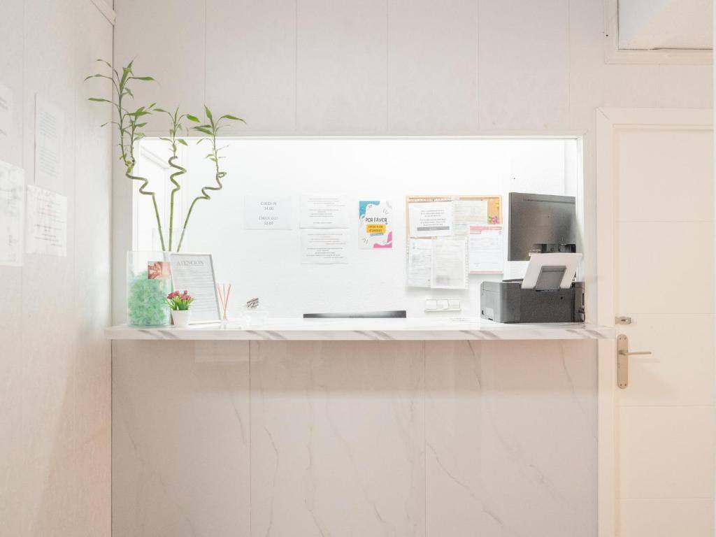 Reception desk